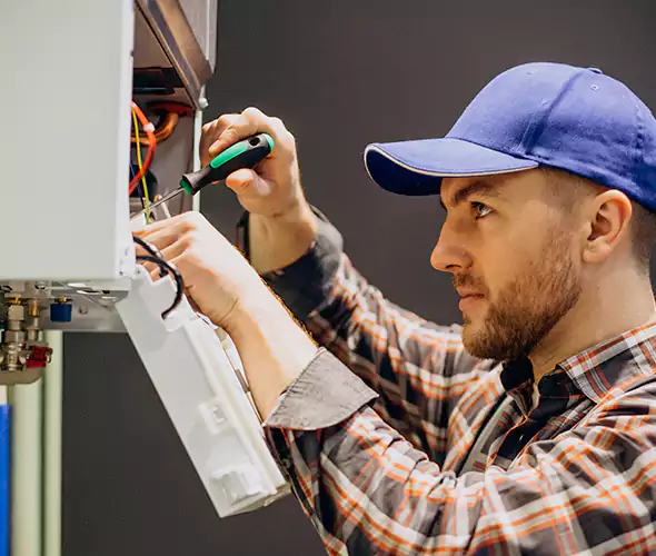 Expert Plumber for Tankless Water Heater Maintenance in Gurnee, IL: Schedule Professional Maintenance Services with Us